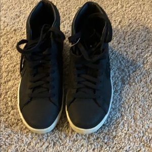 Converse  with Lunarlon